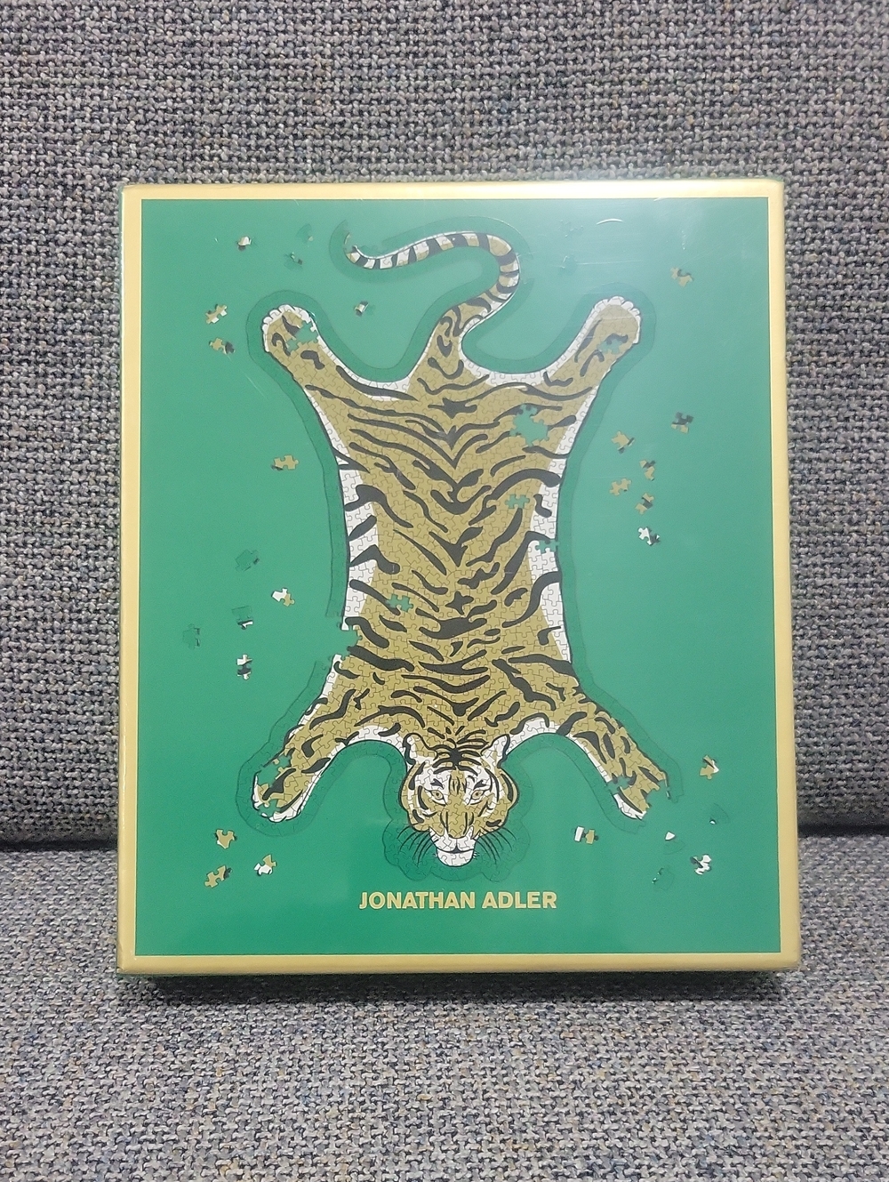 JONATHAN ADLER Safari 750-Piece Shaped Foil Puzzle